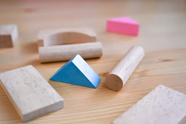 Come Creare una Giocattolo Fai-da-te per Bambini: Guida Completa
