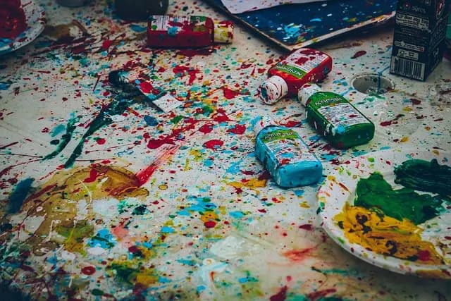 Come Utilizzare il Riciclo nel Fai-da-te per Creare Opere Uniche
