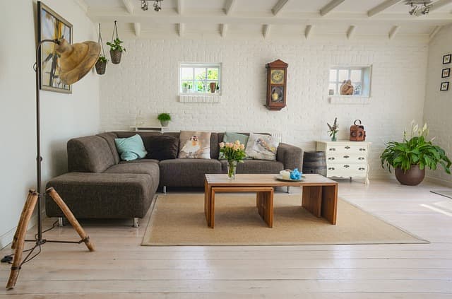 10 Progetti Fai-da-te per Rinnovare la Tua Casa in Modo Creativo
